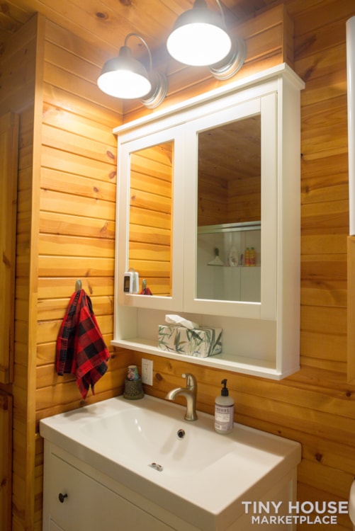 Rustic Tiny Home - Image 4 Thumbnail