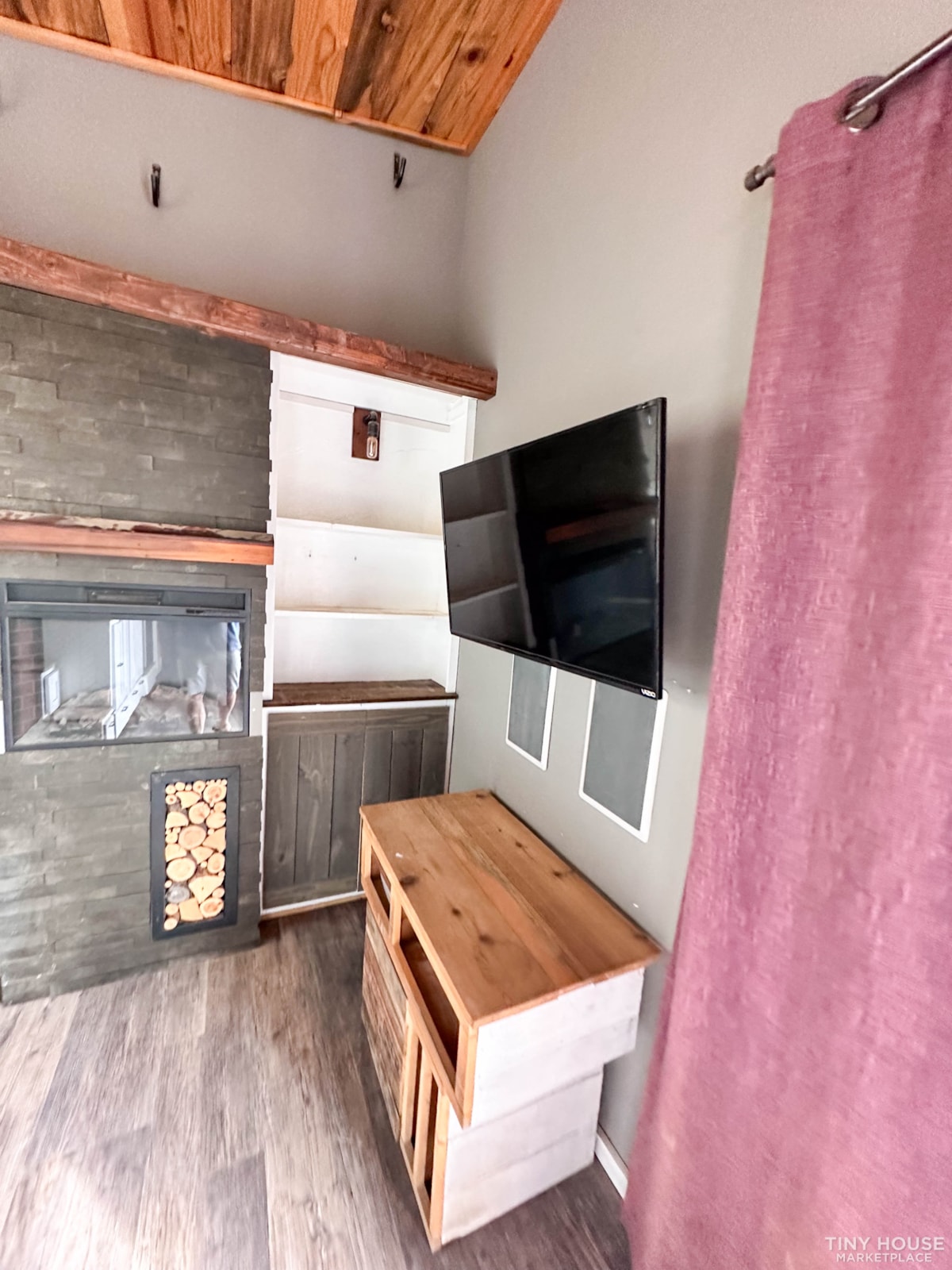 RVIA & ANSI Certified 28' Long Tiny Home - Image 4 Thumbnail