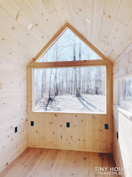 Scandinavian inspired studio on a trailer!  - Image 4 Thumbnail
