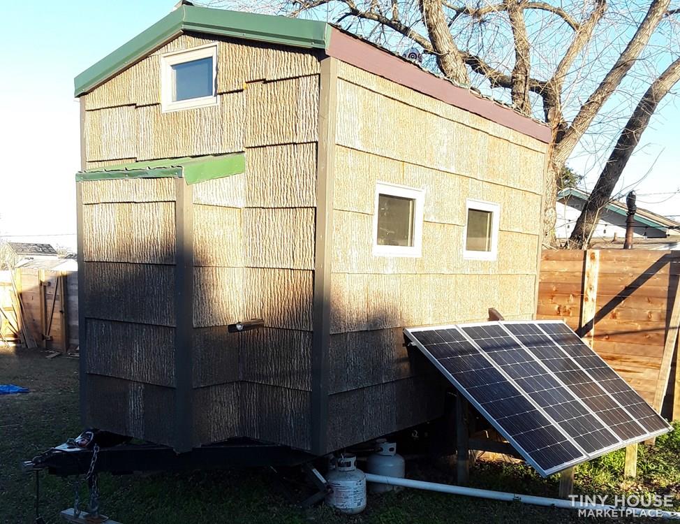 Simple Living in this Solar Powered Tiny Home - Image 2 Thumbnail