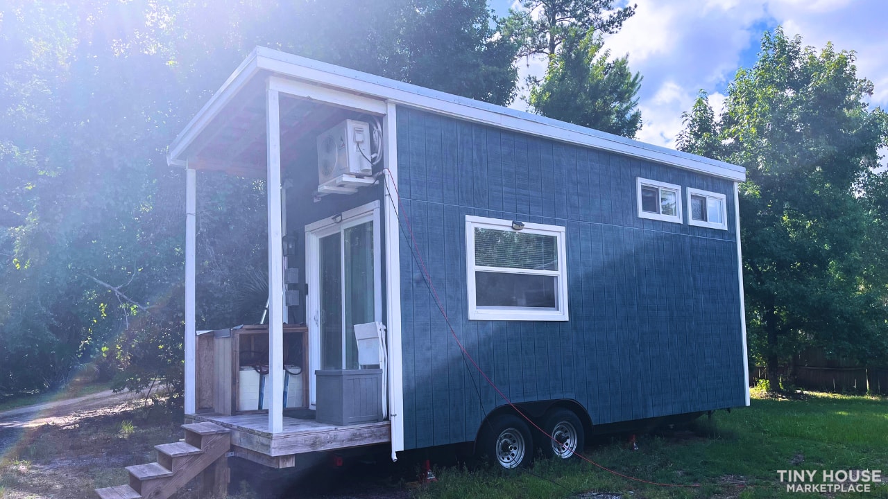 SELF-SUSTAINING, OFF-GRID TINY HOME ON WHEELS (THOW), NEWLY MADE 2022 - Image 1 Thumbnail