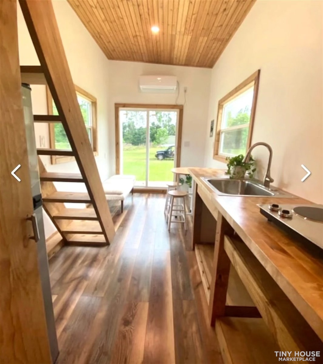 SELF-SUSTAINING, OFF-GRID TINY HOME ON WHEELS (THOW), NEWLY MADE 2022 - Image 2 Thumbnail