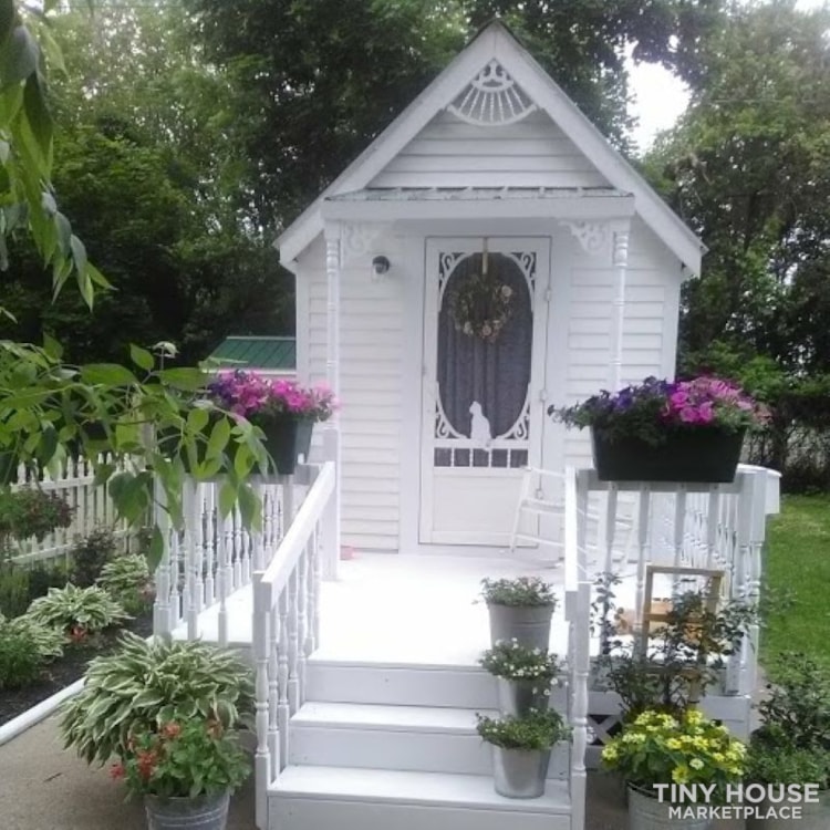 Shabby Chic Tiny House - SOLD - Image 2 Thumbnail