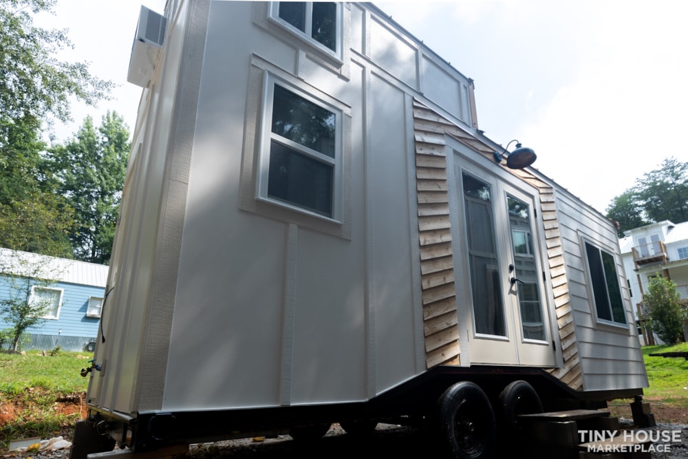 Shallan the 22ft thow With Owner Financing - Image 3 Thumbnail