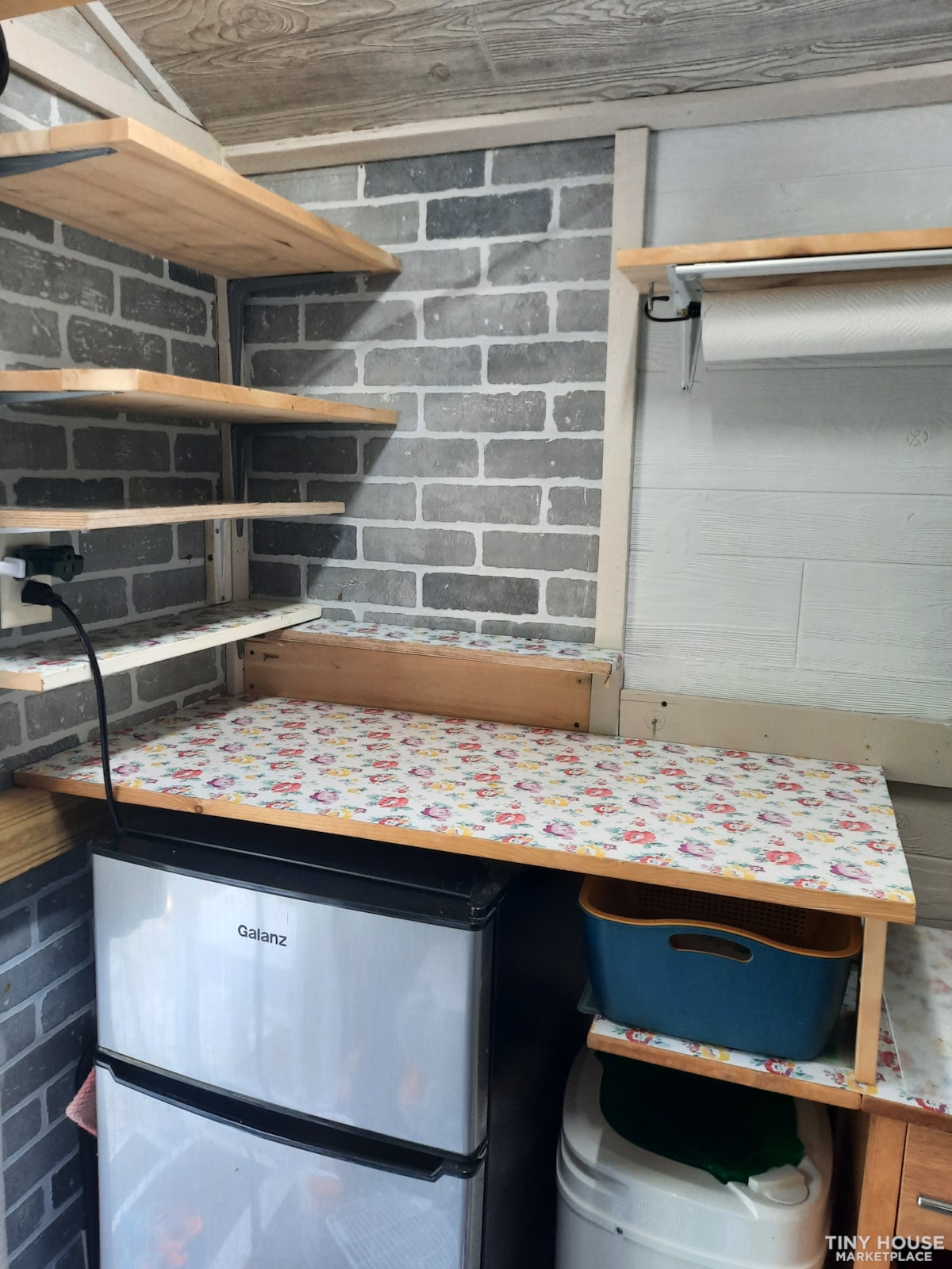 Shed Conversion Tiny House 8x12 - Image 4 Thumbnail