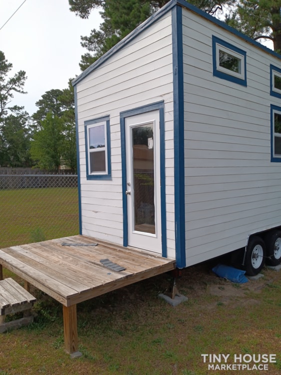 Shed style tiny house - Image 2 Thumbnail
