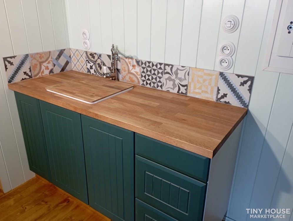 Shepherd Hut Luna by Funky Shepherd Hut Company - Image 4 Thumbnail