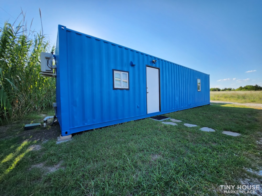 Shipping Container Home - NEWLY CONVERTED, FULLY FURNISHED