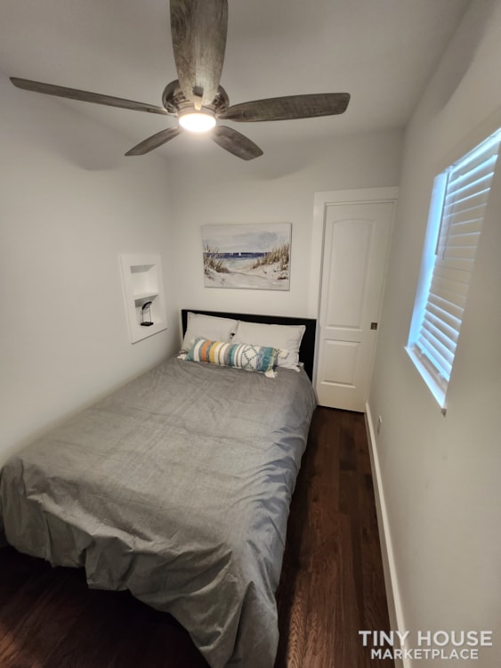 Shipping Container Home - NEWLY CONVERTED, FULLY FURNISHED - Image 2 Thumbnail