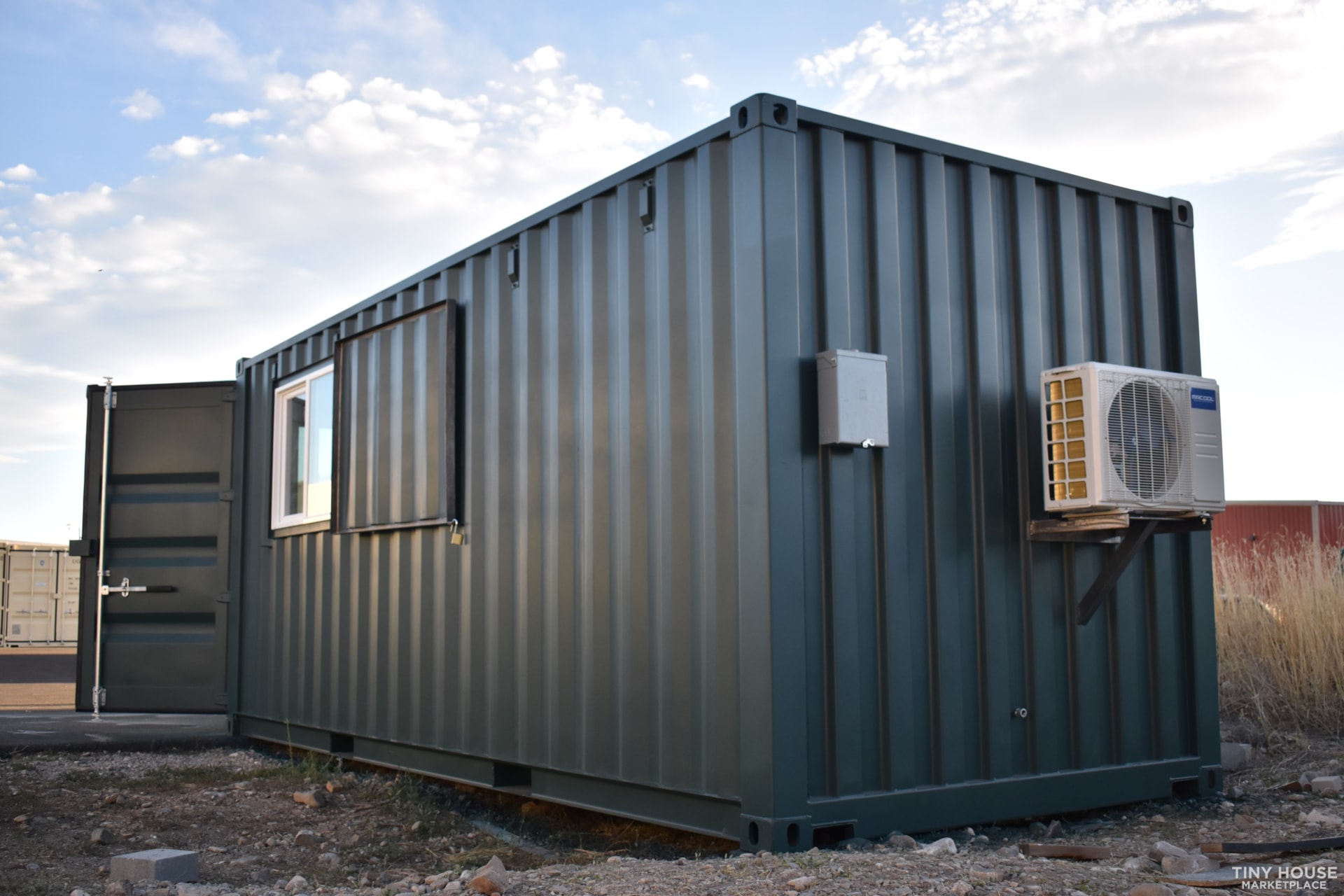 Shipping container office/studio - easily converts to fully functional tiny home - Image 1 Thumbnail