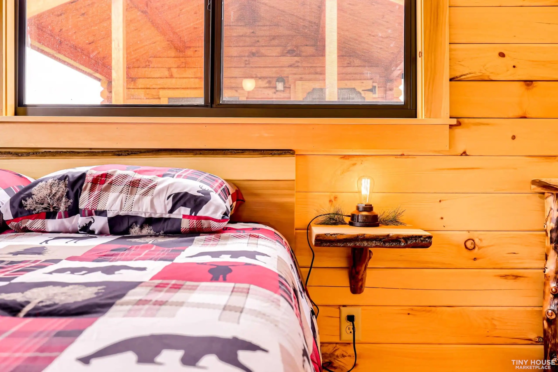 Sierra Cabin - Beautiful Wood Interior and Exterior  - Image 3 Thumbnail