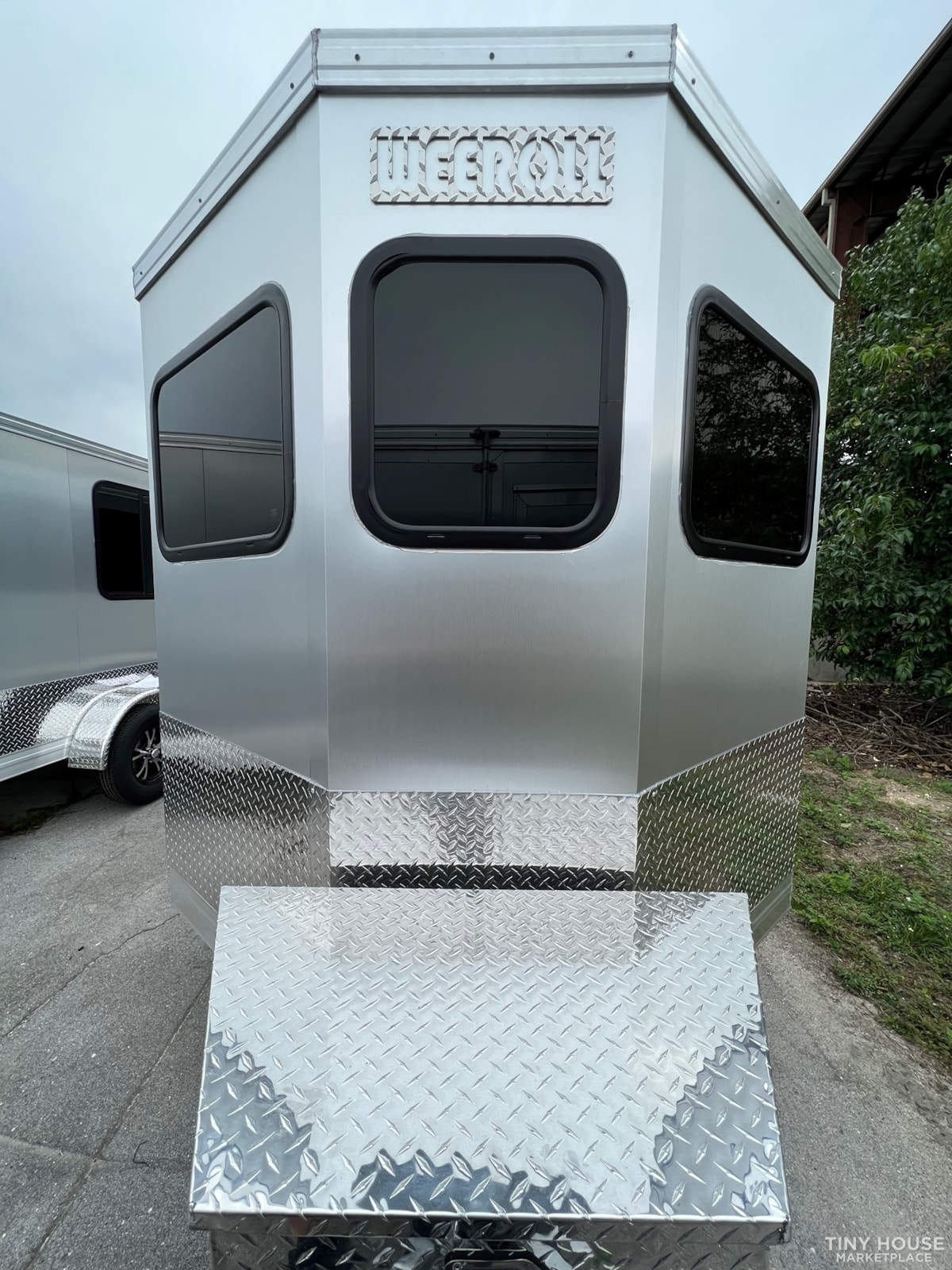 Silver Star Camper Shell - Image 2 Thumbnail