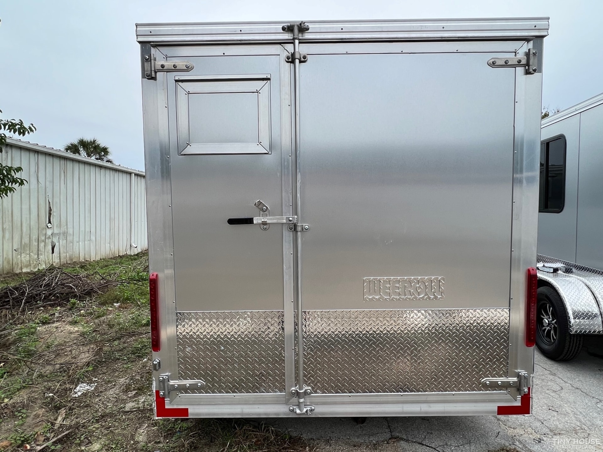 Silver Star Camper Shell - Image 3 Thumbnail