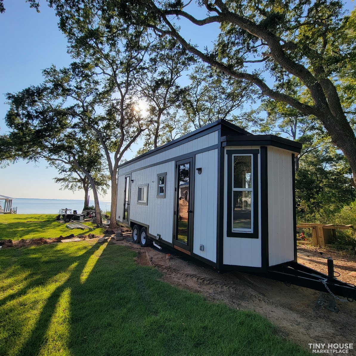 Single Level Tiny House Dream Home!