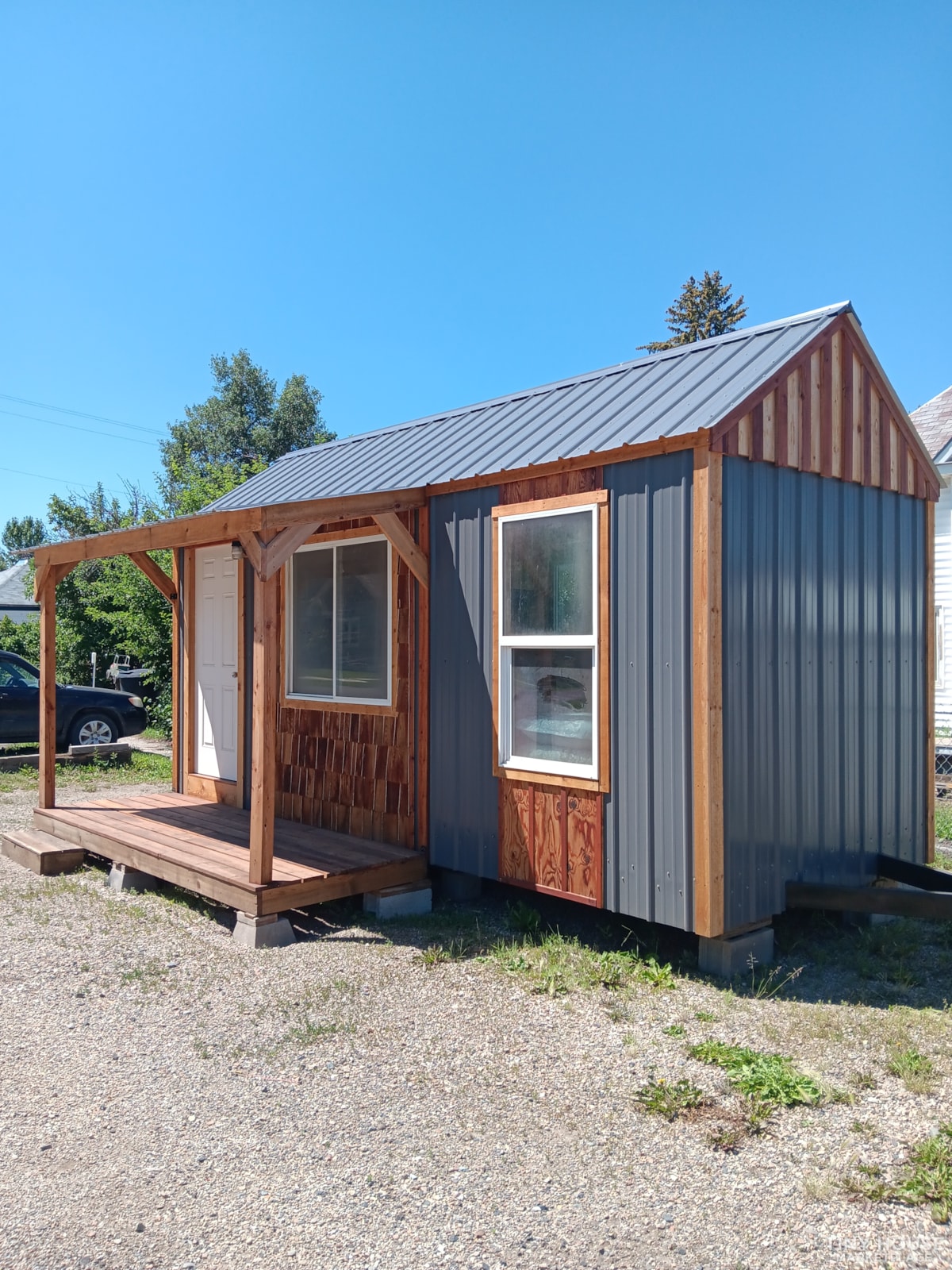 Single level tiny house on wheels 1 bed 1 bath - Image 2 Thumbnail