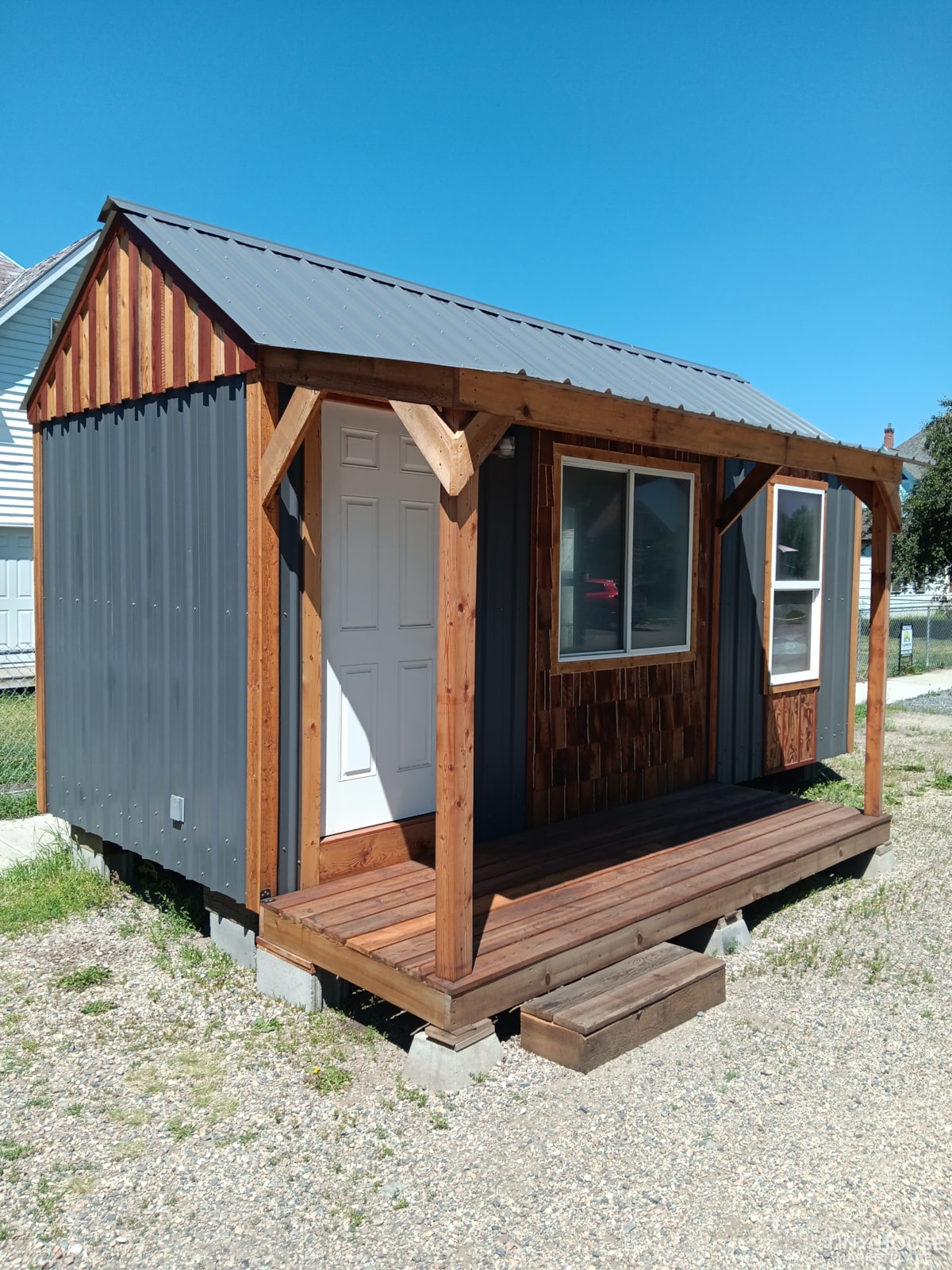 Single level tiny house on wheels 1 bed 1 bath - Image 3 Thumbnail