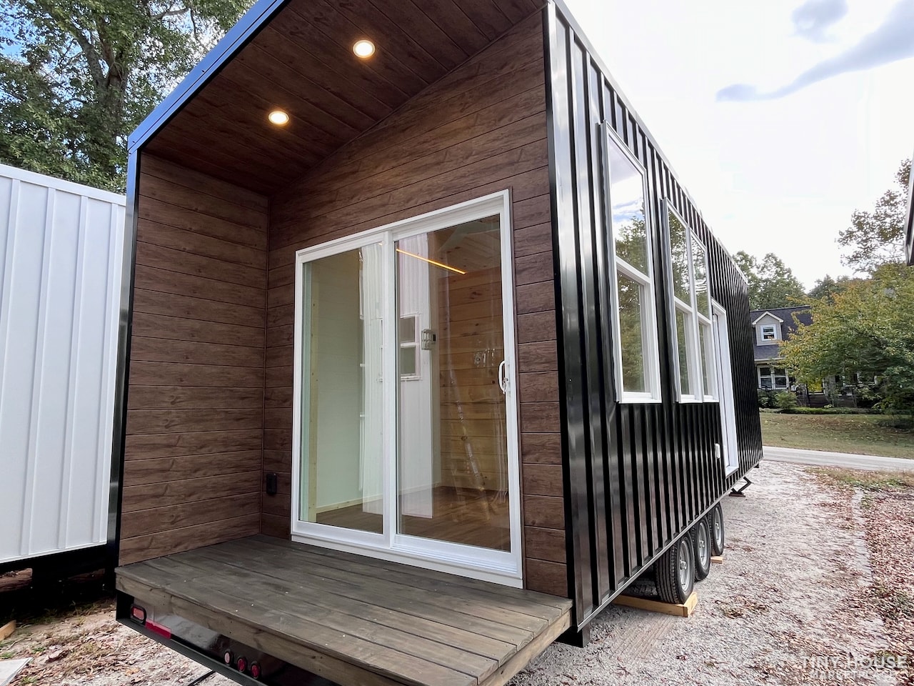 Single Level Tiny with Scandinavian Vibes - Certified - Image 1 Thumbnail