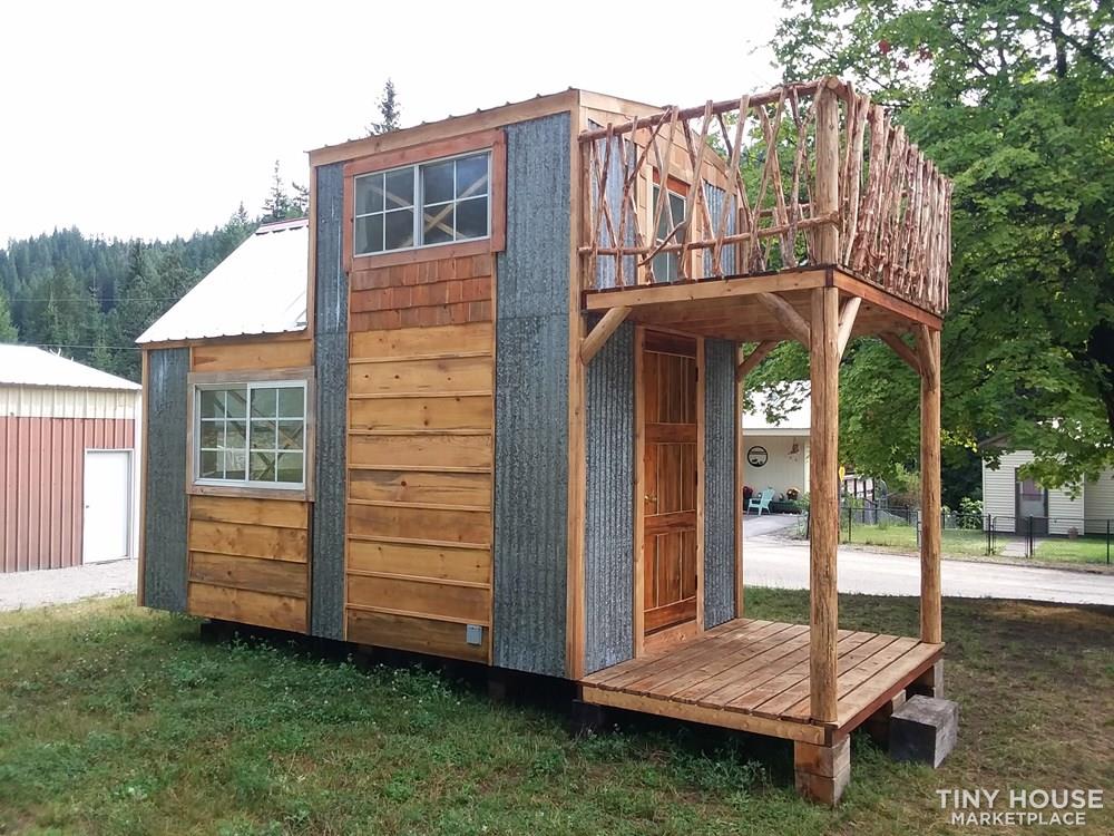 Single loft rocky mountain tiny house on wheels  - Image 4 Thumbnail