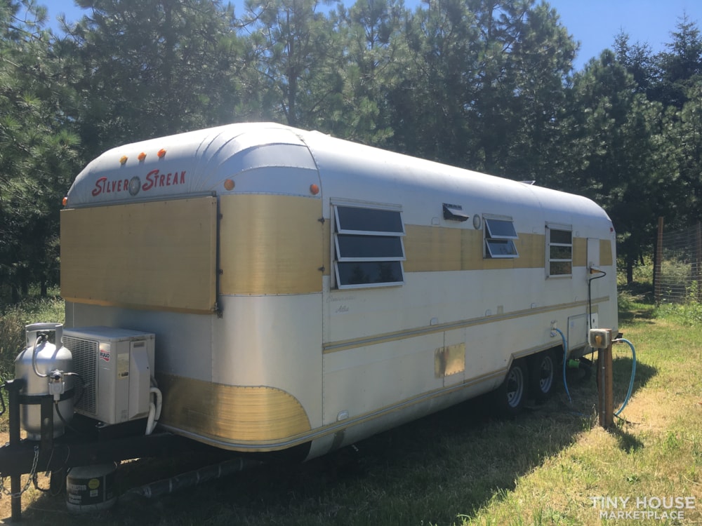 Single Story Four Season Tiny House in a Vintage Trailer Shell - Image 2 Thumbnail