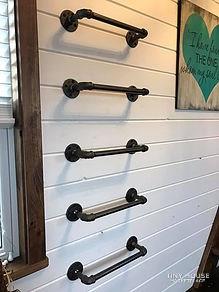 Sleeps 6 Beautiful Custom Tiny Home on Wheels  - Image 4 Thumbnail