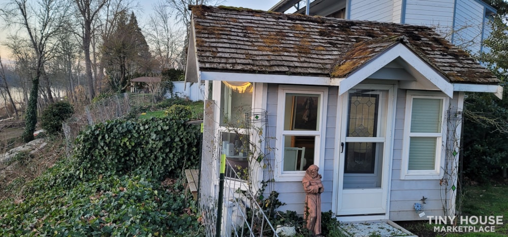 Small Building - Image 2 Thumbnail