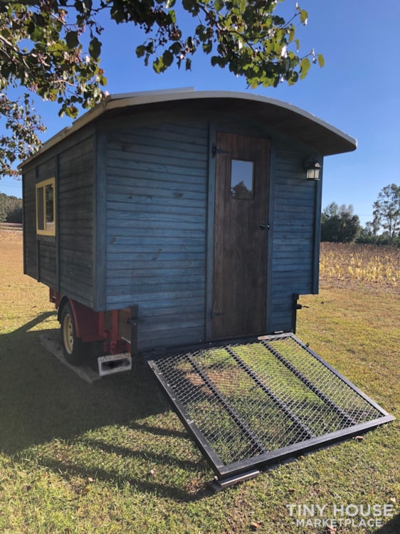 solar powered, mobile, TINY HOME - Image 2 Thumbnail