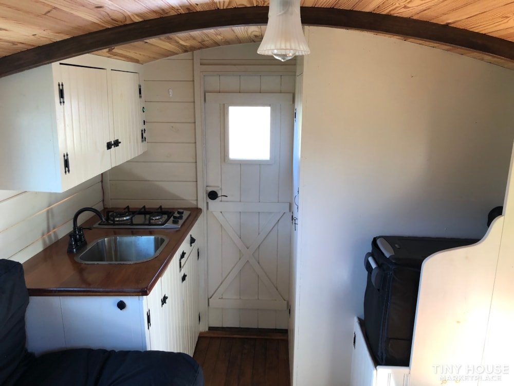 solar powered, mobile, TINY HOME - Image 4 Thumbnail