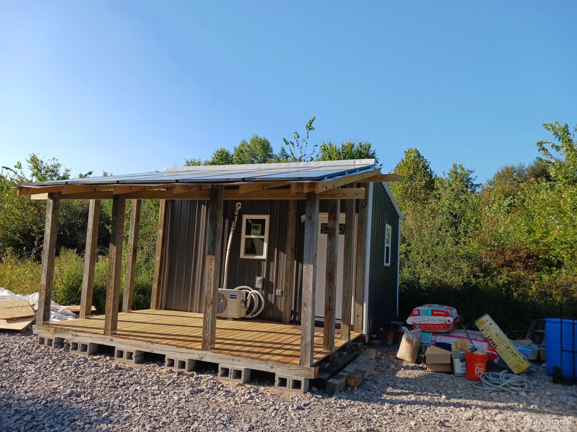 Solar Powered Off Grid Tiny Home - Image 2 Thumbnail