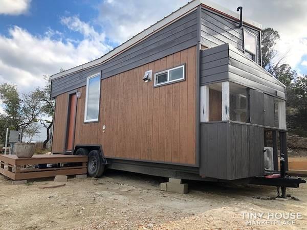 Tiny House w/ Solar Power - Image 4 Thumbnail