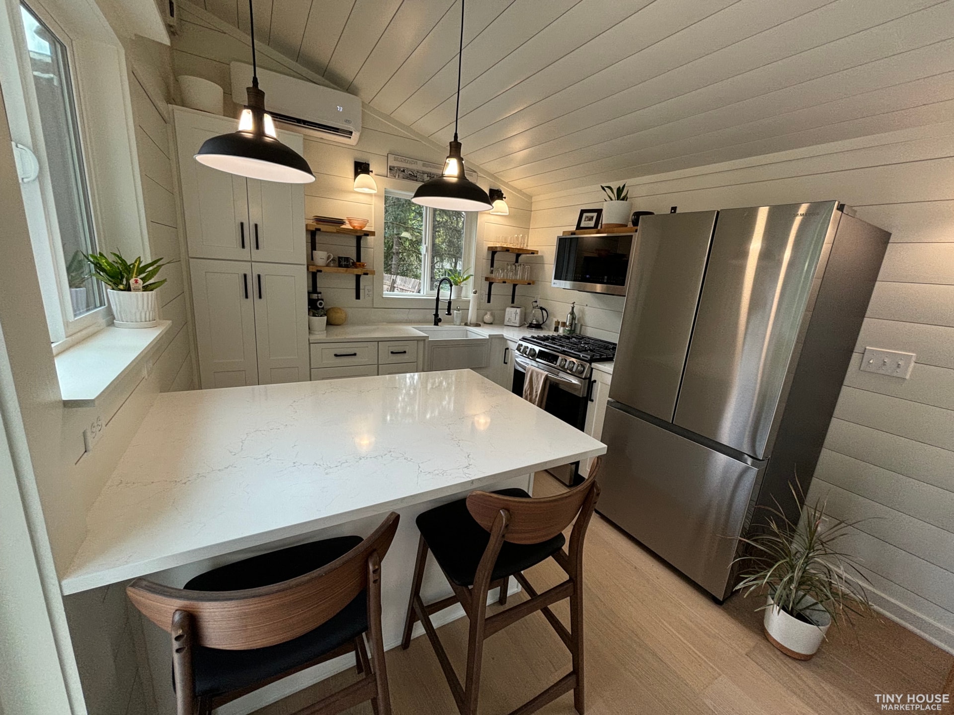 Spacious 10x40' Park Model Tiny House on Wheels - Image 4 Thumbnail