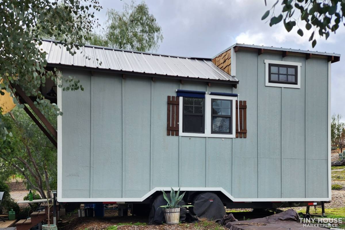 Spacious 8.5 Ft Wide x 20 Ft long Tiny Home for Sale! - Image 2 Thumbnail
