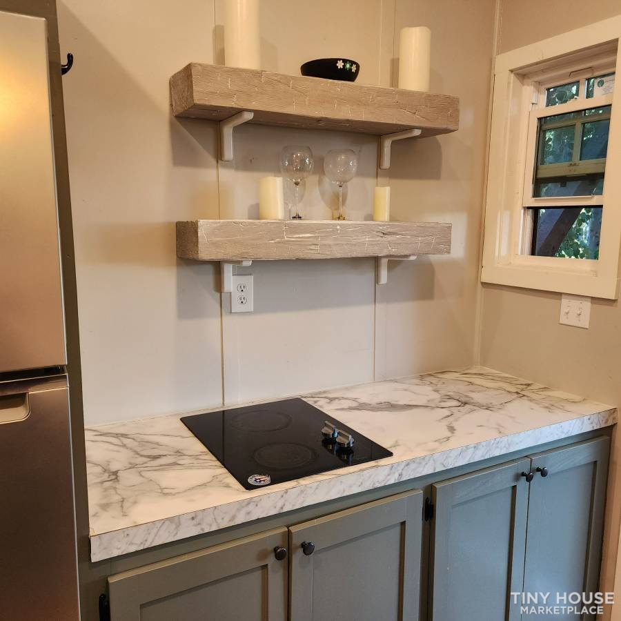 Spacious 8.5 Ft Wide x 20 Ft long Tiny Home for Sale! - Image 3 Thumbnail