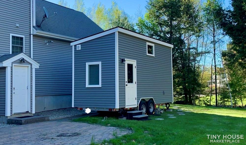 Spacious Minimalist Tiny House on Wheels - Image 2 Thumbnail