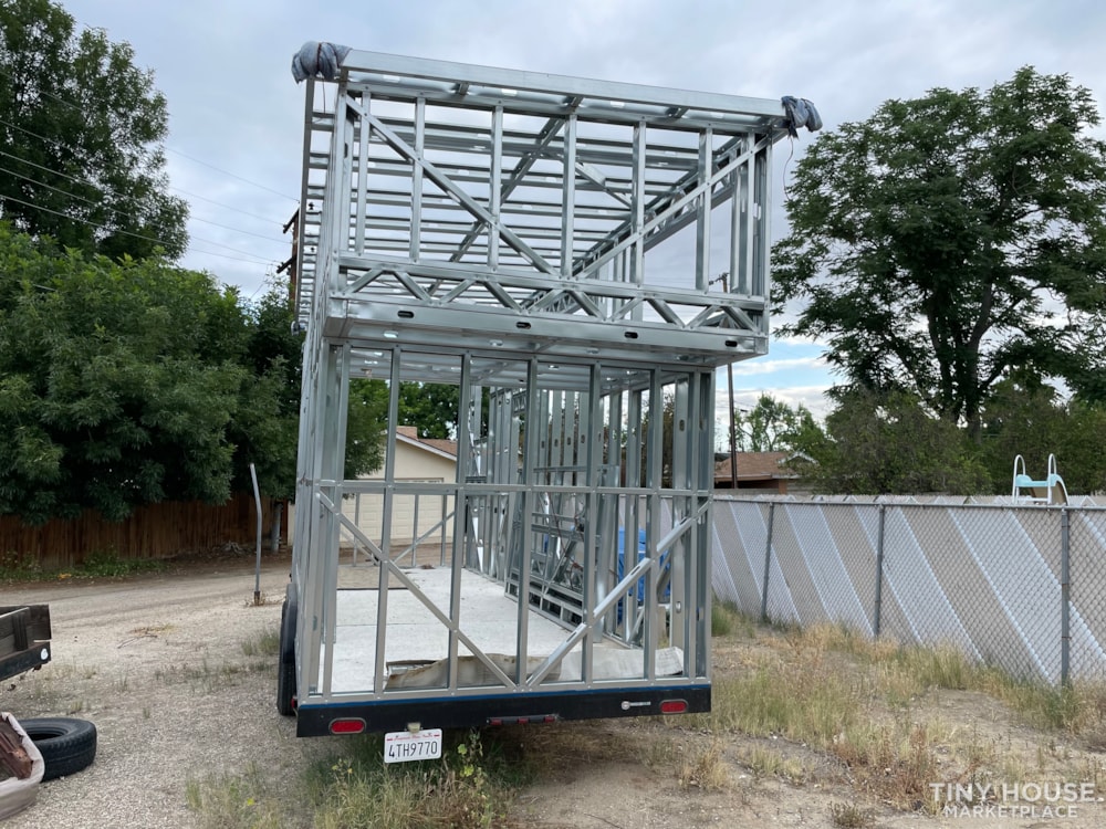 Started project with steel framing already up.  - Image 3 Thumbnail