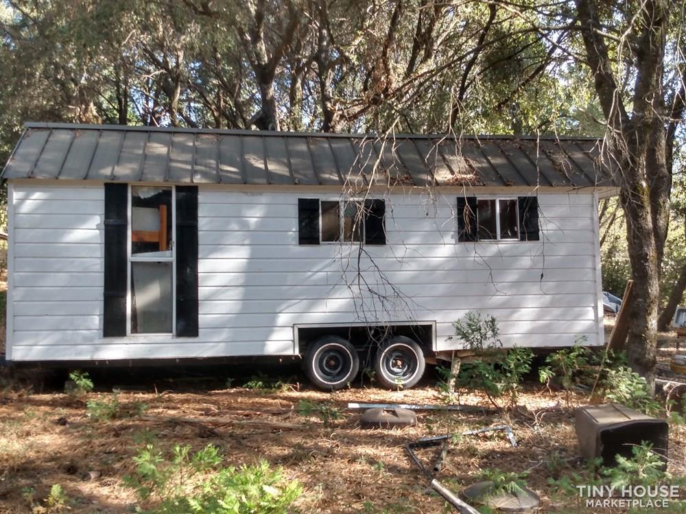 Steel frame 8 x 24 Tiny House - Image 2 Thumbnail