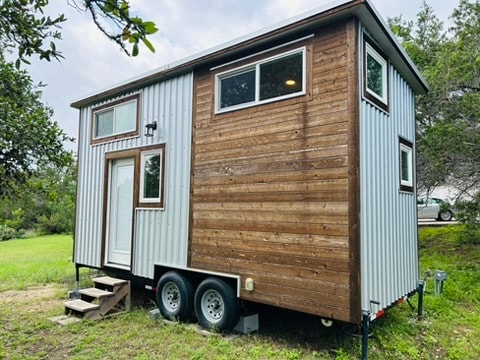 Steel-Framed 20’ Tiny House on Wheels | Like-New Condition