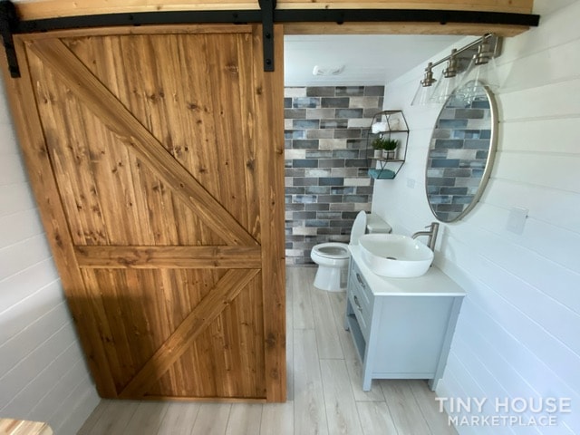 STEEL FRAMED 8.5x 24 Quality Built Tiny Home on Wheels-SPRAY FOAM INSULATED - Image 2 Thumbnail