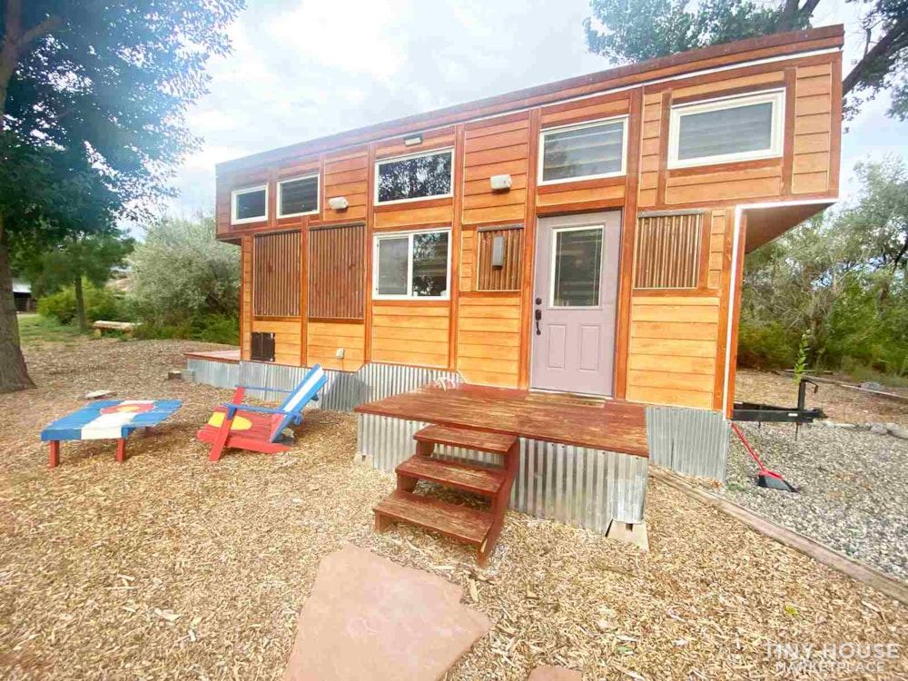 Stunning 315 Sq Ft Colorado Tiny Home - Image 2 Thumbnail
