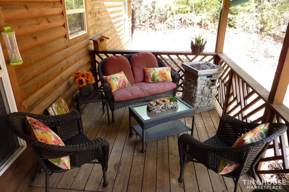 Stunning Log Cabin Park Model  - Image 2 Thumbnail