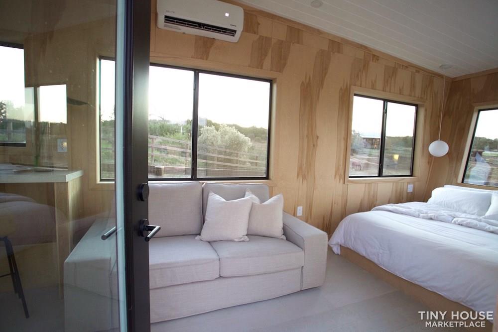Stunning Modern 32 foot Tiny Home - Image 2 Thumbnail