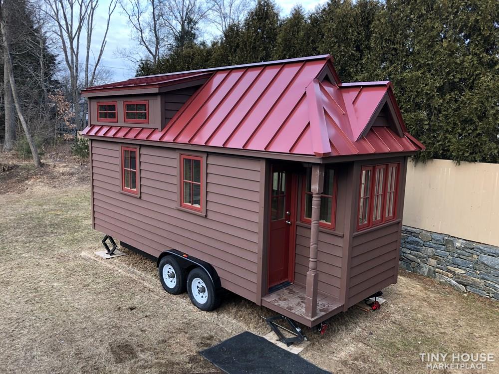 Stunning Professionally Built Brand New Tumbleweed Cypress 20' Overlook - Image 1 Thumbnail