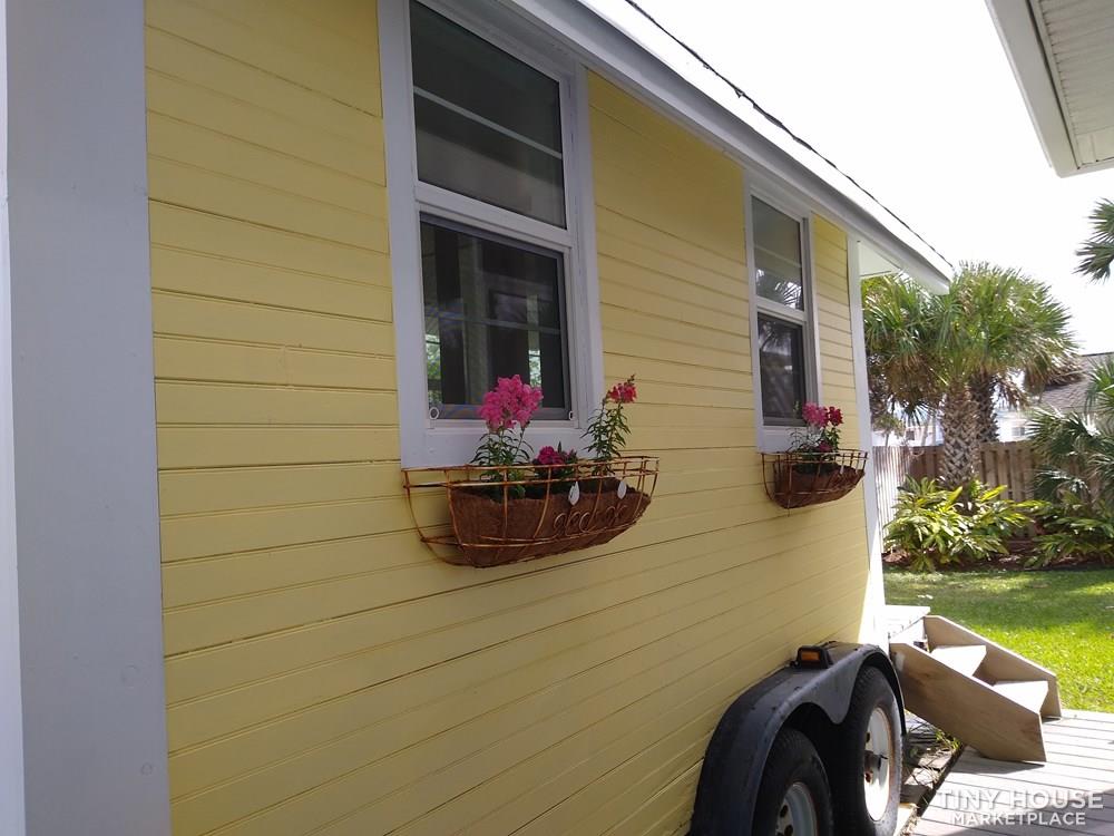 Teeny-Tiny House Waiting for Your Finishing Touch - Image 3 Thumbnail