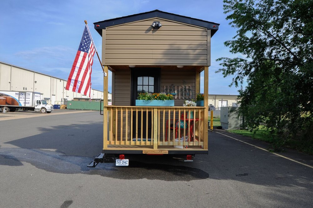 The 16' Harbor model by Tiny House Building Company 