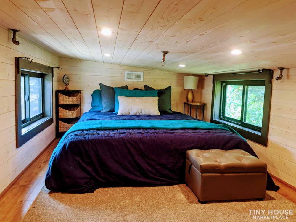 The Big Tiny House - Image 4 Thumbnail
