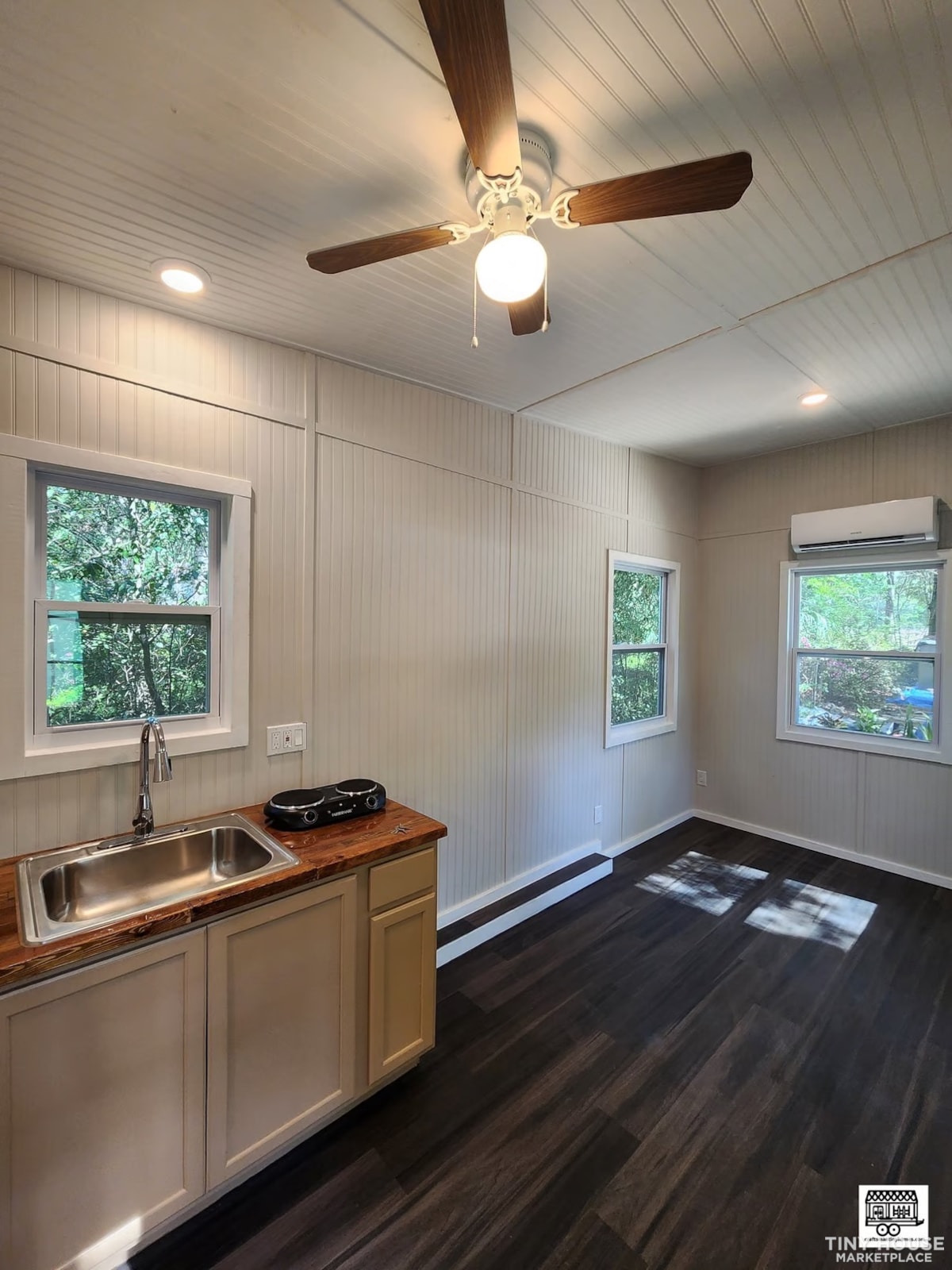 The Bunk - 8.5ft x 20ft Tiny Home $30k obo!  - Image 4 Thumbnail