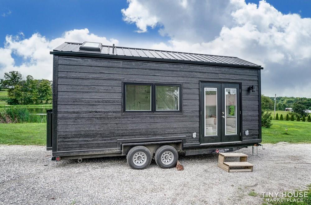 The Rainier Tiny House - Image 2 Thumbnail