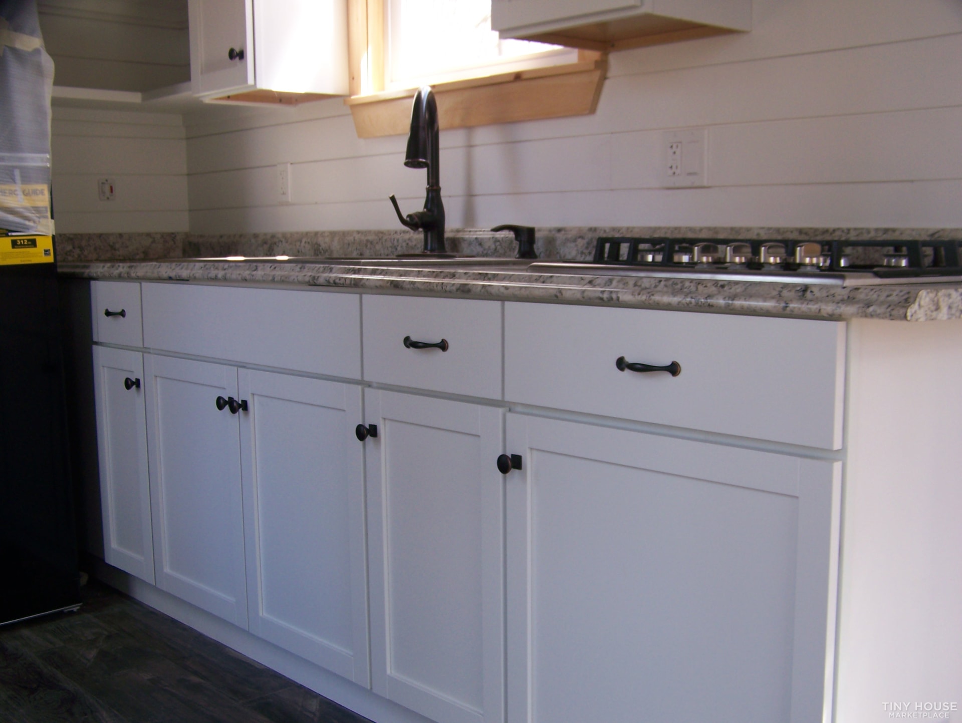 Discover the Shogun 8.5×28: Modern Tiny Living at Its Finest - NOAH Certified - Image 4 Thumbnail