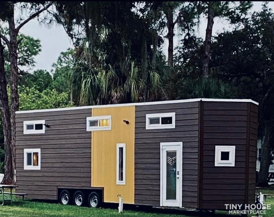 The Tiny Mansion 