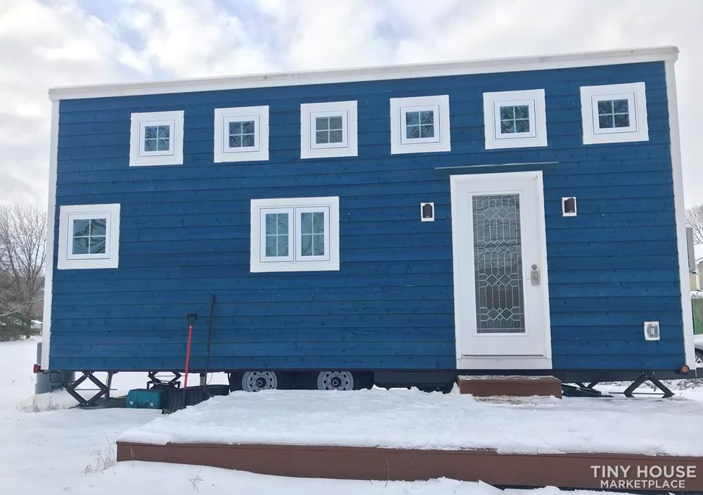 Beautiful craftsman tiny house for sale  - Image 1 Thumbnail