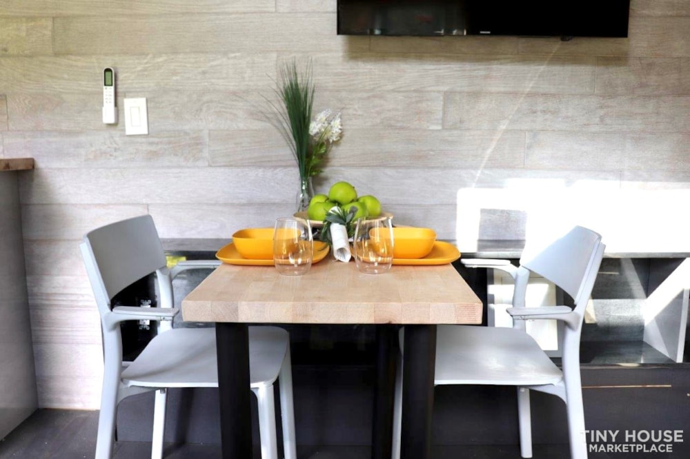 The Ultramodern - Tiny Mansion 458sqft  - Image 5 Thumbnail